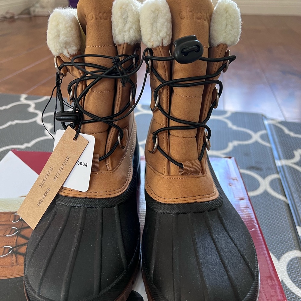 NWT Chooka Snowboots